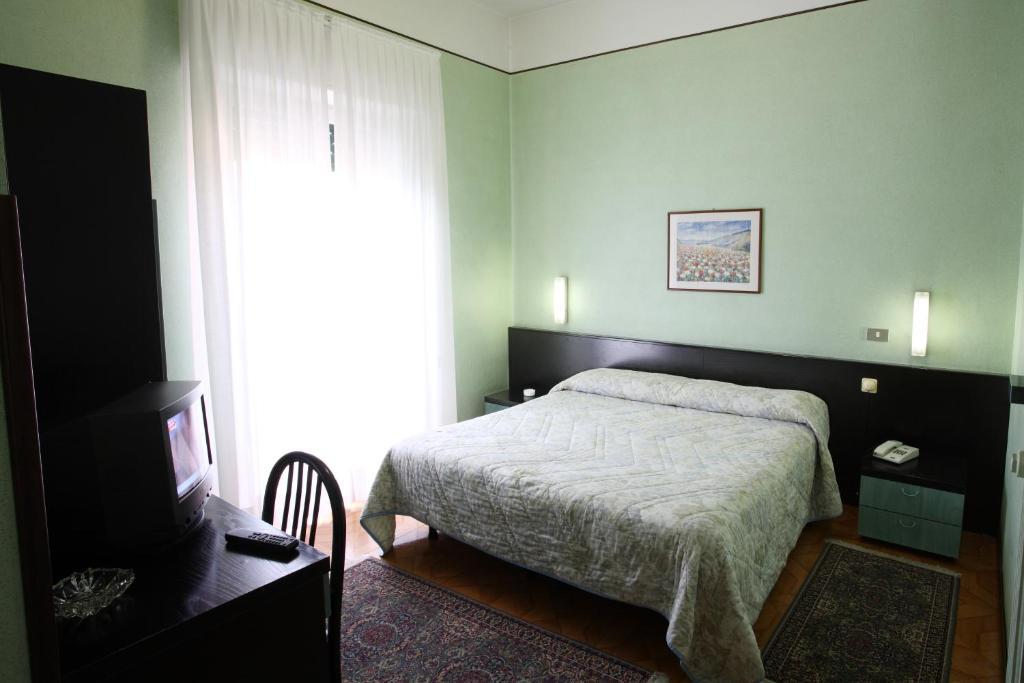 Hotel Villa Mon Toc Stresa Pokój zdjęcie