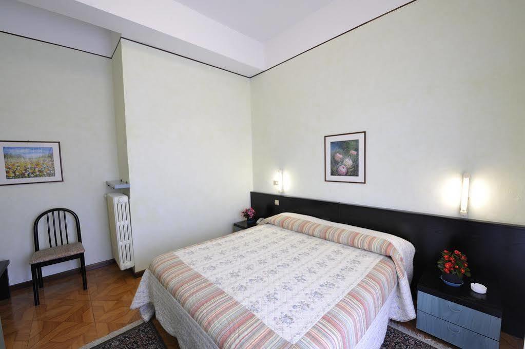 Hotel Villa Mon Toc Stresa Zewnętrze zdjęcie