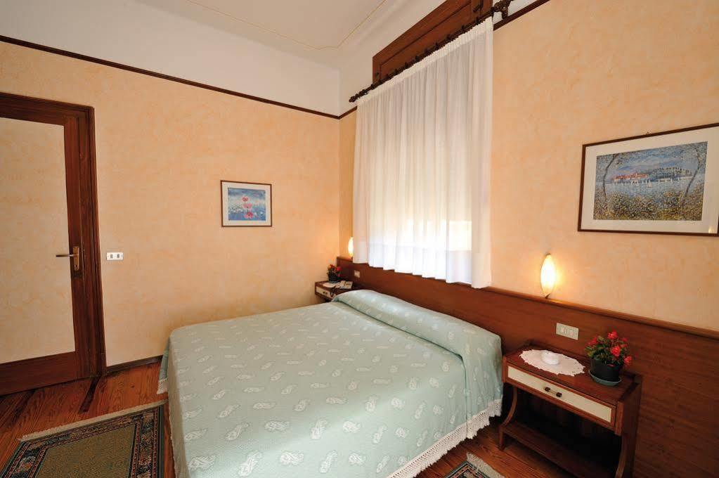Hotel Villa Mon Toc Stresa Zewnętrze zdjęcie